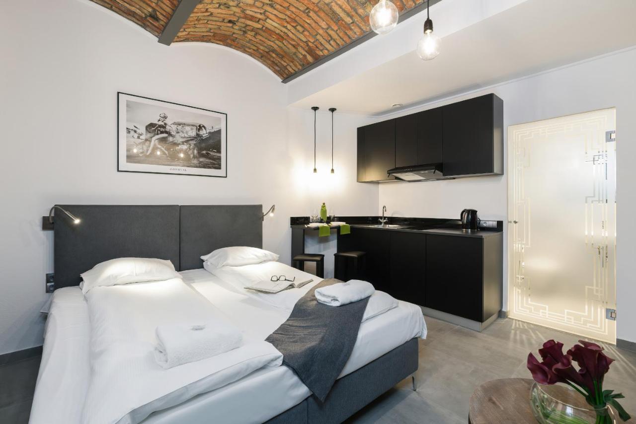 Level -1 Loft Apartments City Center Kopernika Poznań Extérieur photo