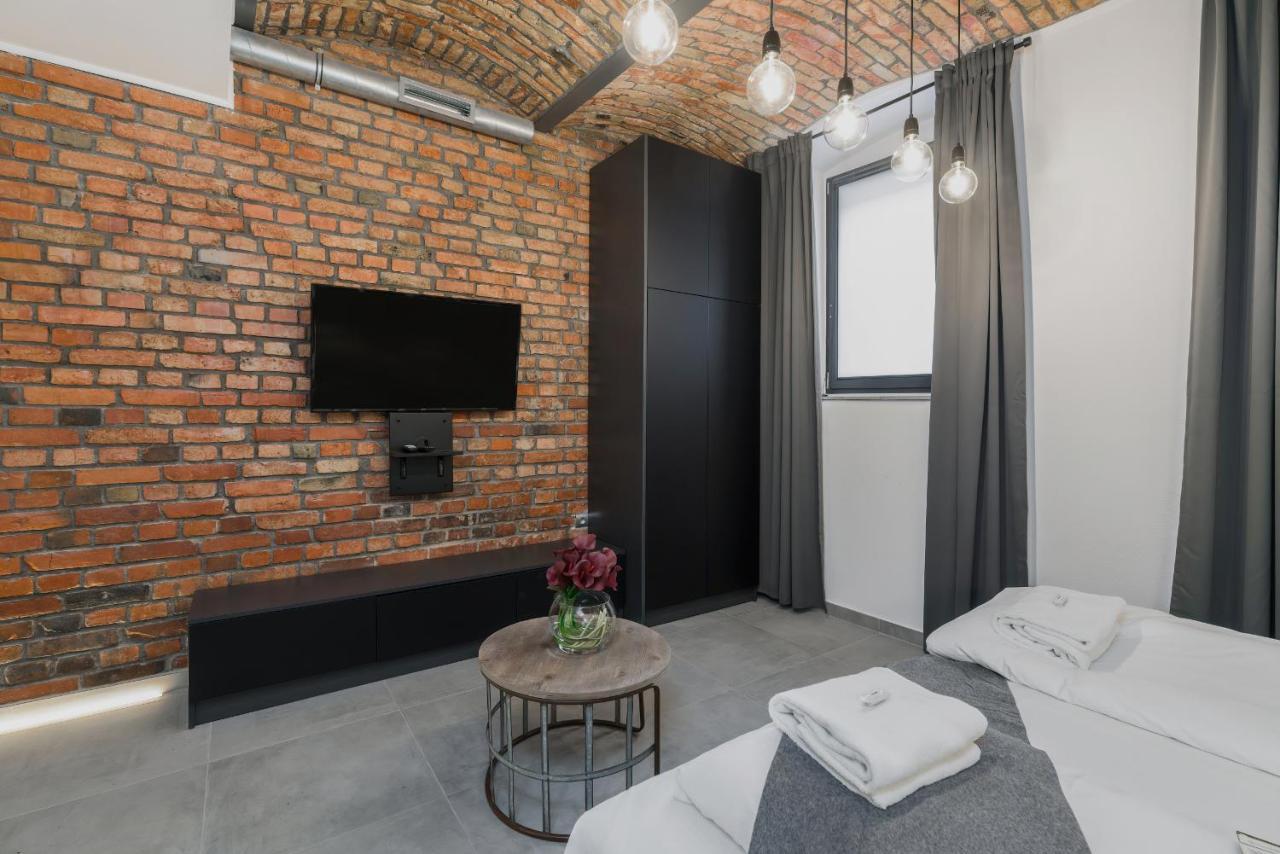 Level -1 Loft Apartments City Center Kopernika Poznań Extérieur photo